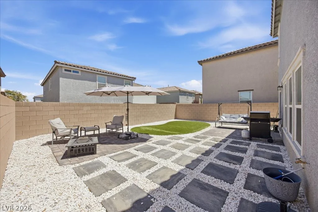 8724 Crestwood Hills, Las Vegas, NV 89113