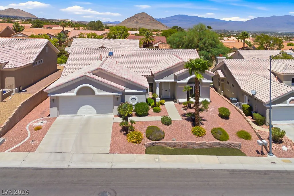 10028 Keysborough, Las Vegas, NV 89134