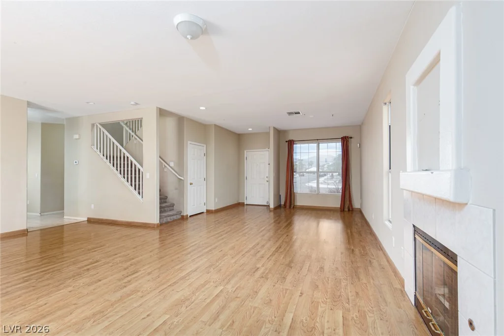 5916 Taj Mahal, Las Vegas, NV 89130