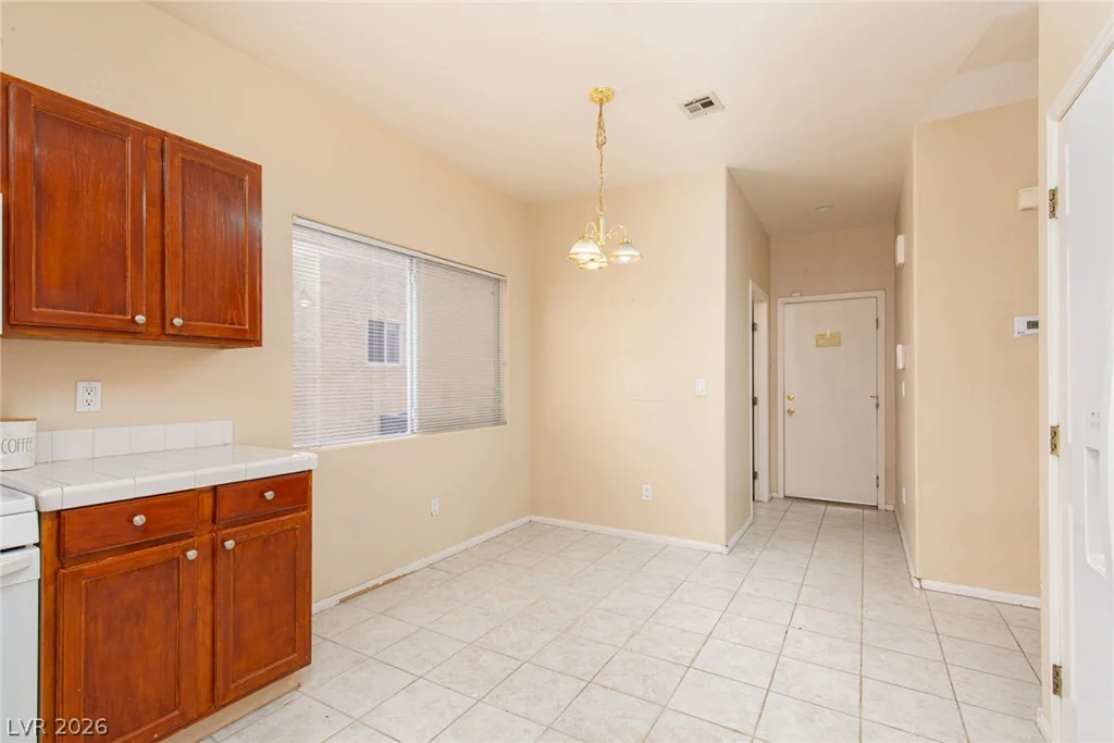 5916 Taj Mahal, Las Vegas, NV 89130