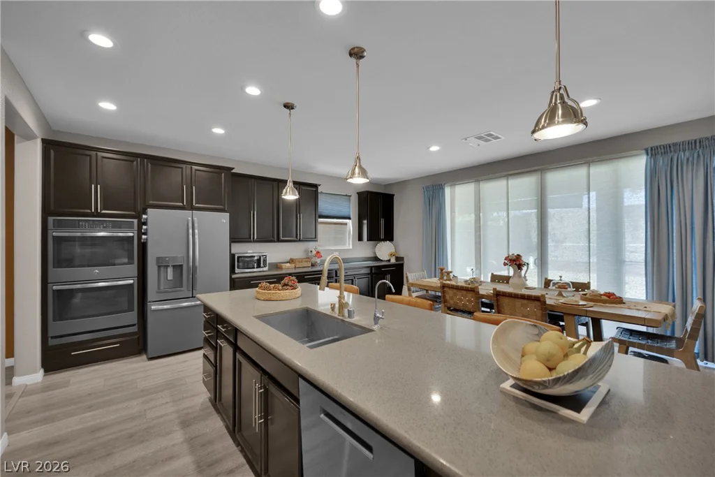 8767 Pinley Spring, Las Vegas, NV 89113