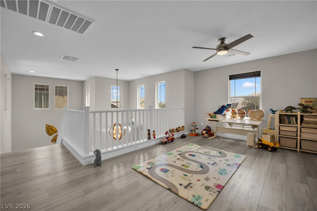 8767 Pinley Spring, Las Vegas, NV 89113