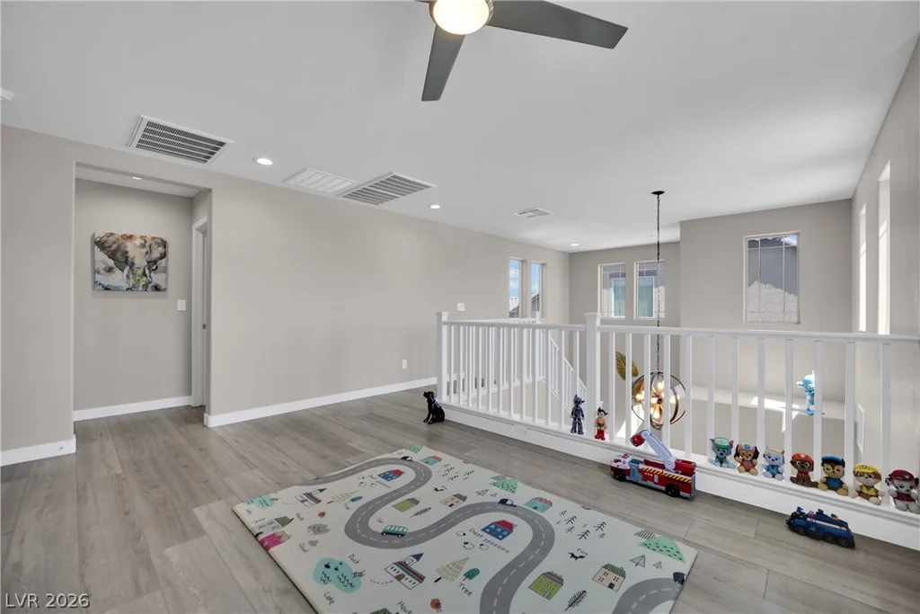 8767 Pinley Spring, Las Vegas, NV 89113