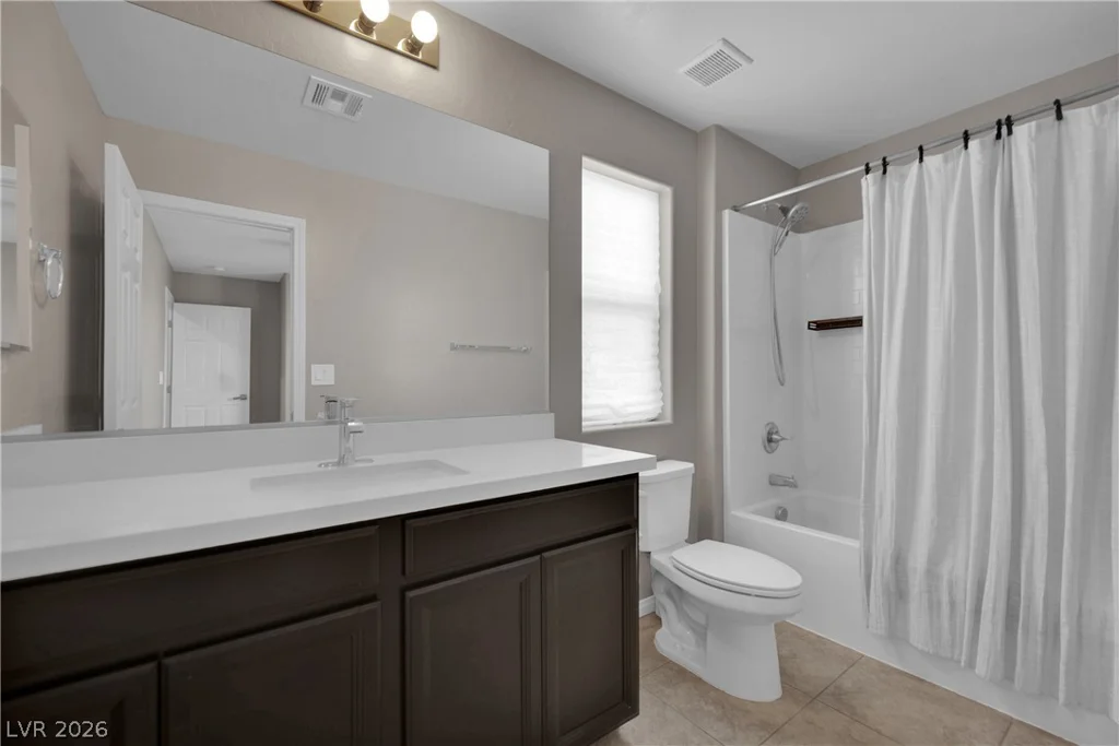 8767 Pinley Spring, Las Vegas, NV 89113
