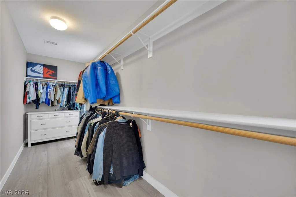 8767 Pinley Spring, Las Vegas, NV 89113