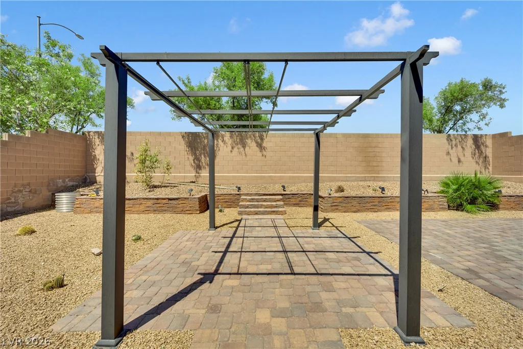 8767 Pinley Spring, Las Vegas, NV 89113
