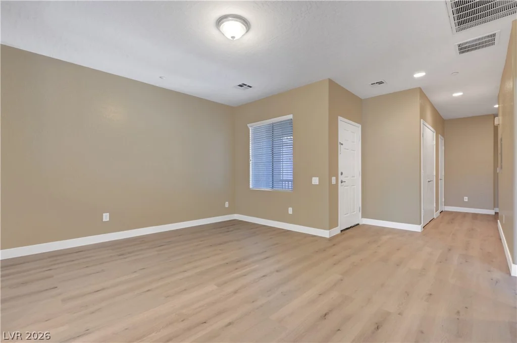 4685 Apulia, North Las Vegas, NV 89084