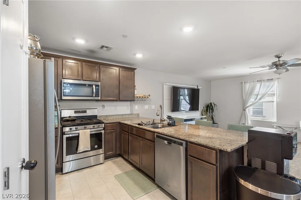 4525 Woolcomber, Las Vegas, NV 89115