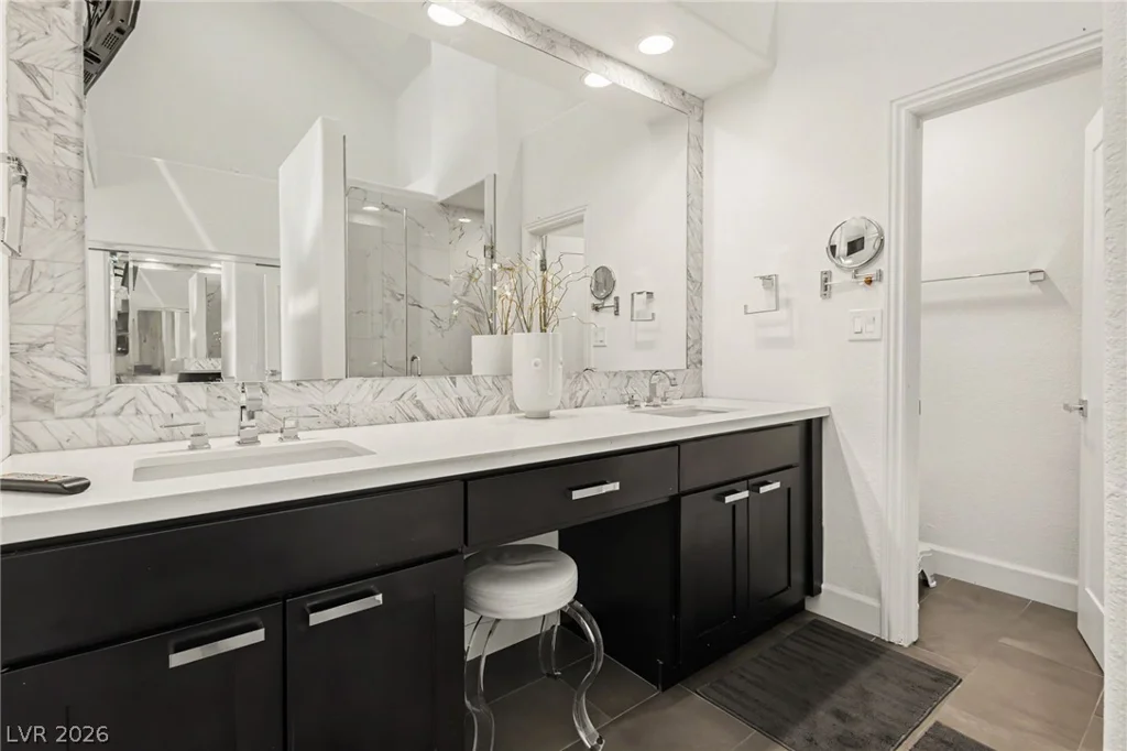 7949 Harbour Towne, Las Vegas, NV 89113