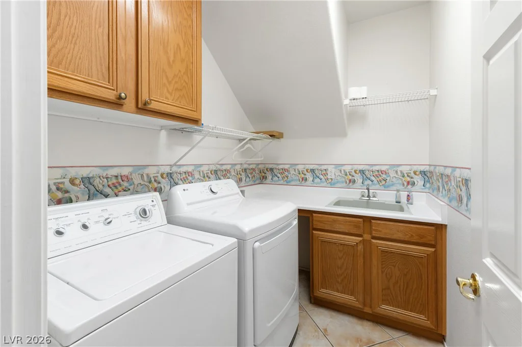 7823 Windward, Las Vegas, NV 89147