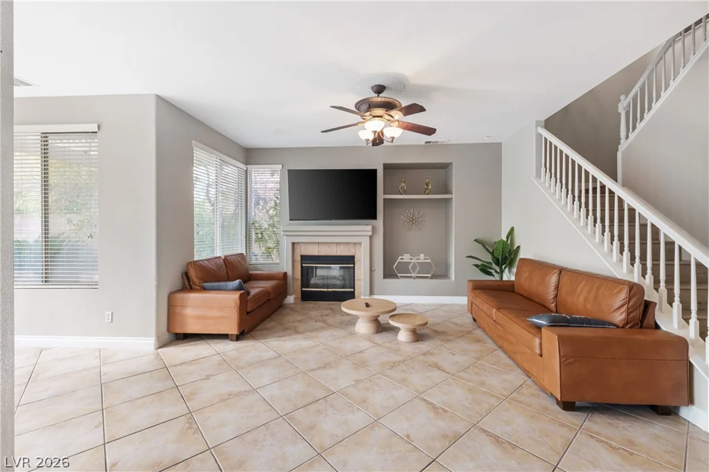 7823 Windward, Las Vegas, NV 89147
