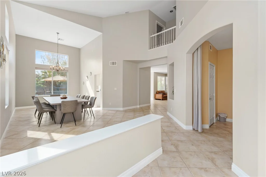 7823 Windward, Las Vegas, NV 89147