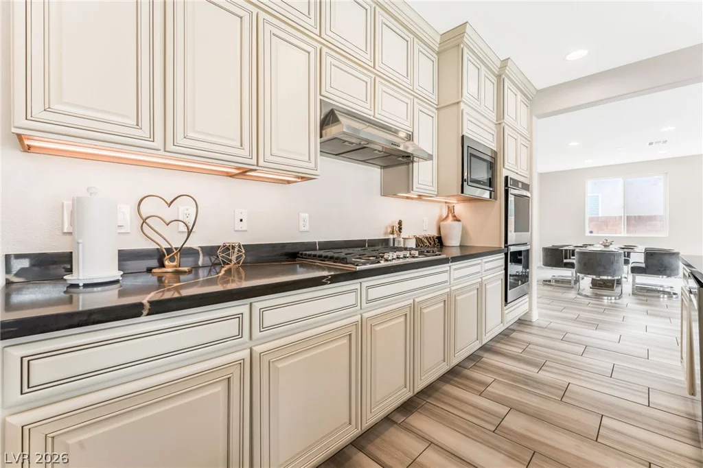 7315 Ellington Park, Las Vegas, NV 89166
