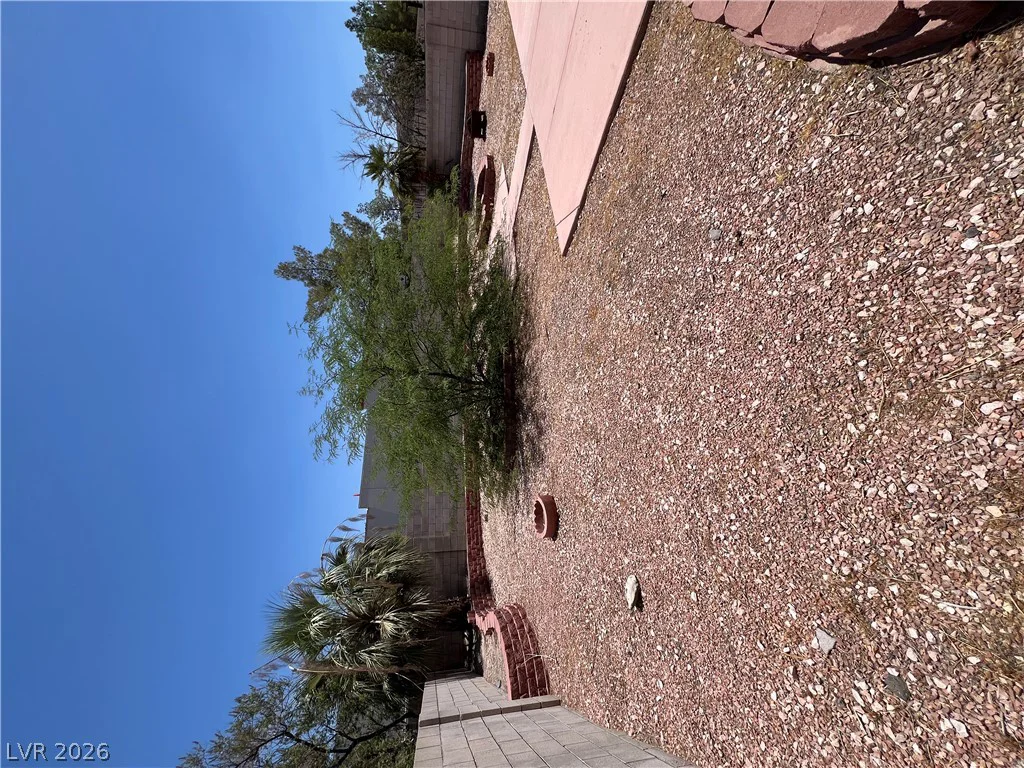 9770 Silver Dew, Las Vegas, NV 89183