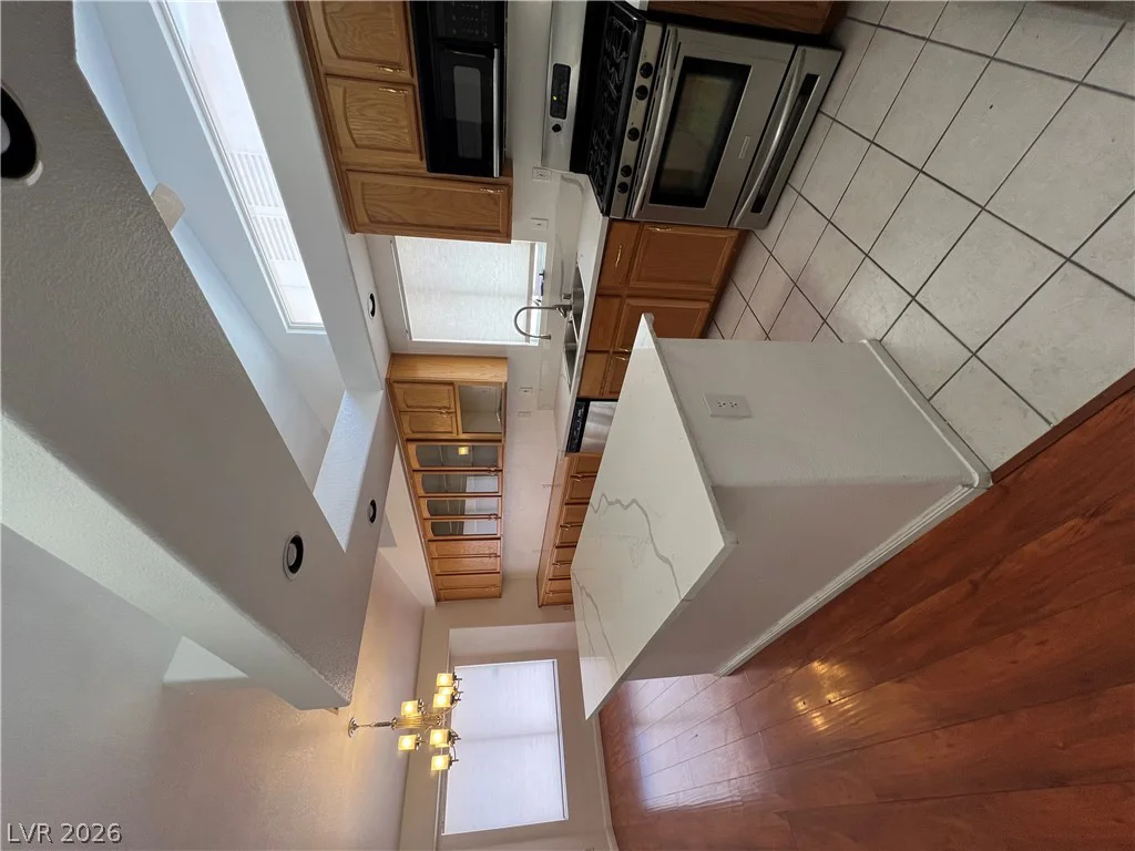 9770 Silver Dew, Las Vegas, NV 89183