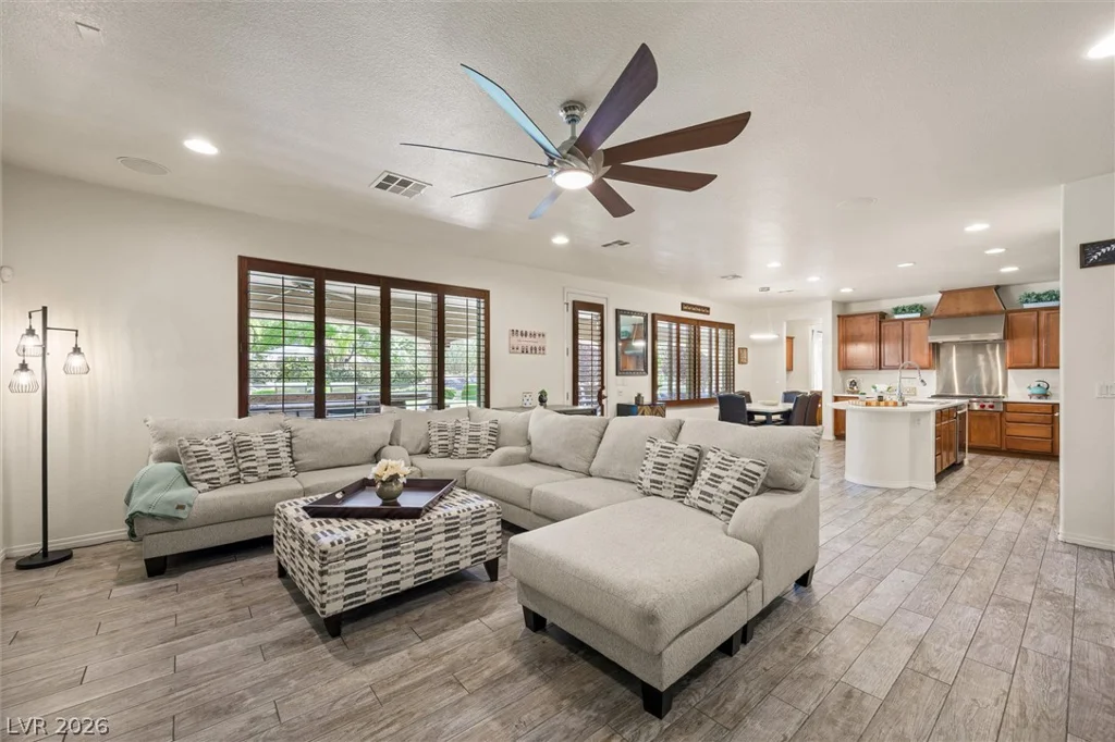 7105 Via Locanda, Las Vegas, NV 89131