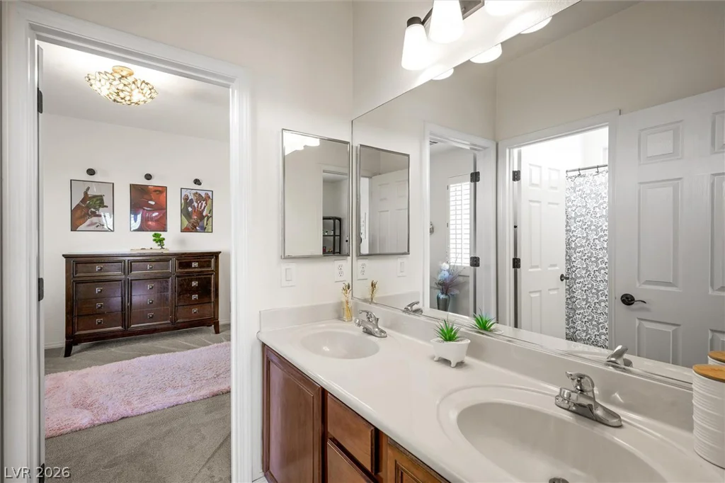 7105 Via Locanda, Las Vegas, NV 89131