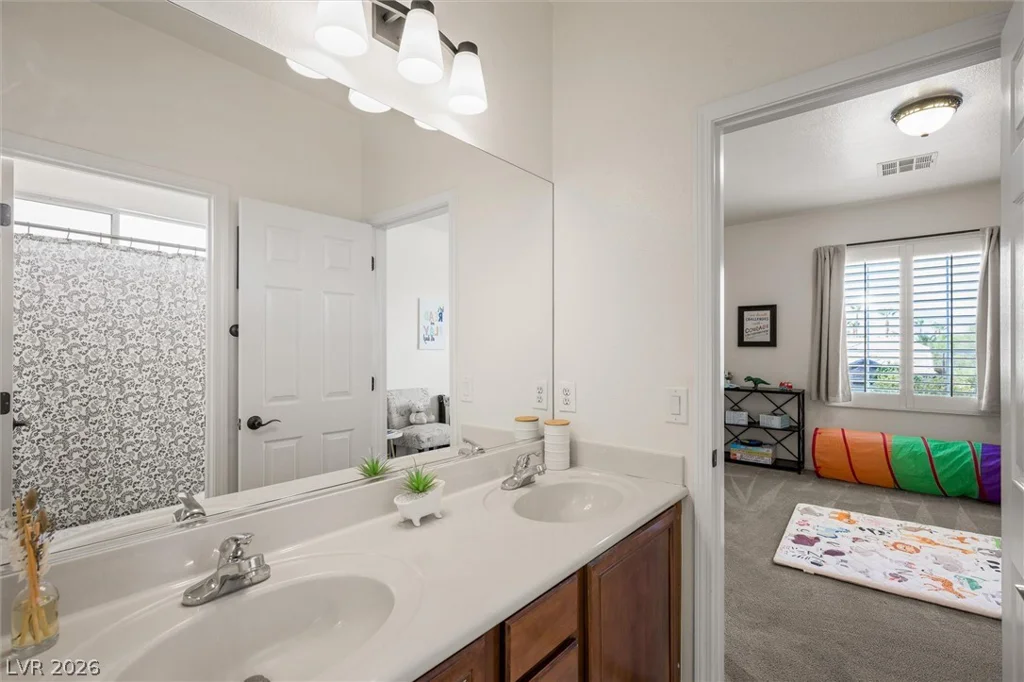 7105 Via Locanda, Las Vegas, NV 89131