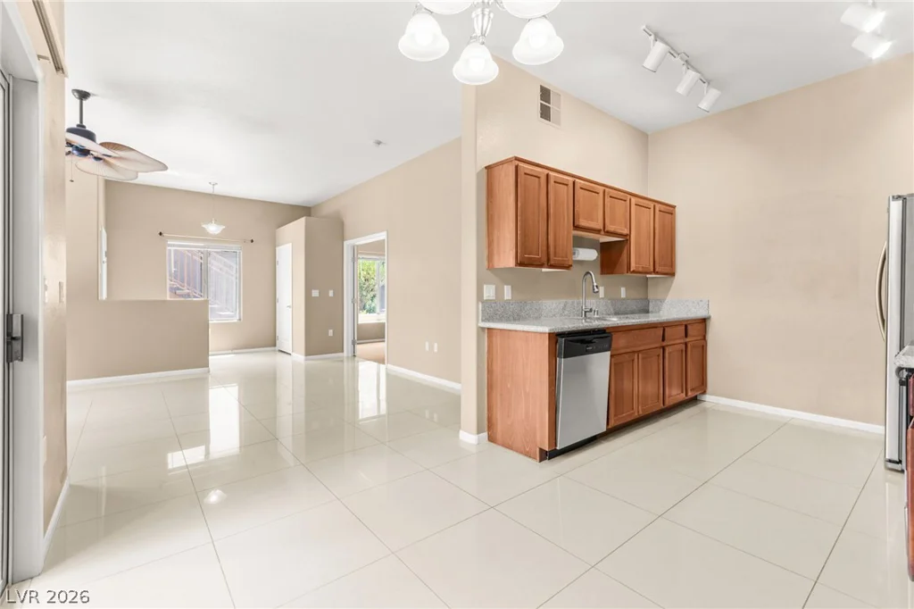 8805 Jeffreys, Las Vegas, NV 89123