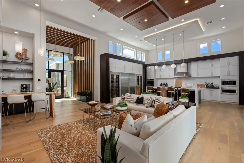 10932 White Clay, Las Vegas, NV 89135