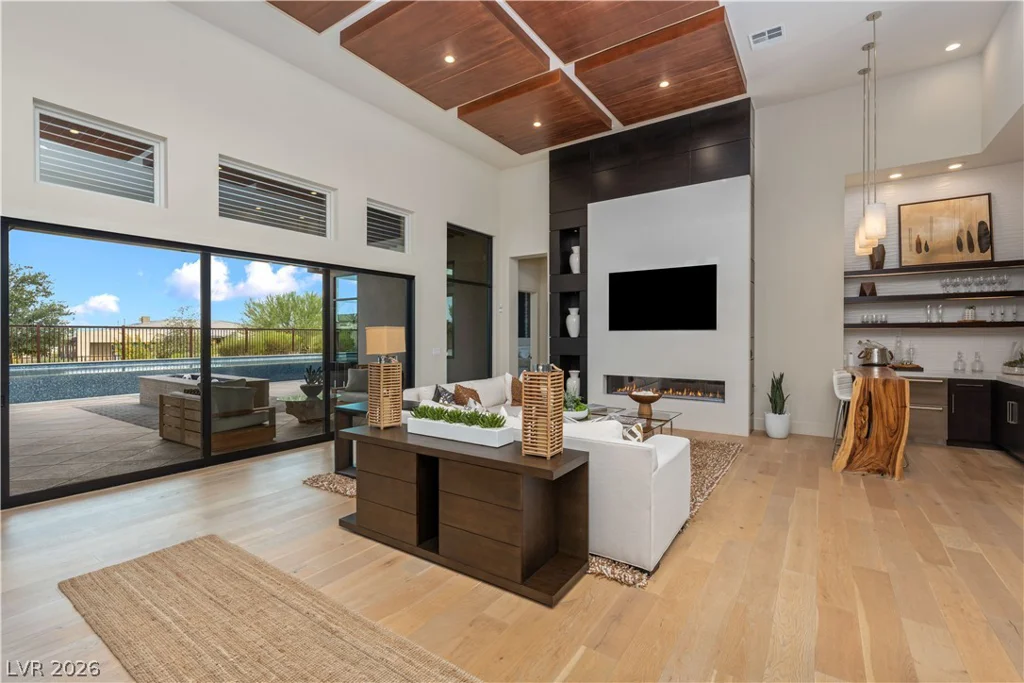 10932 White Clay, Las Vegas, NV 89135