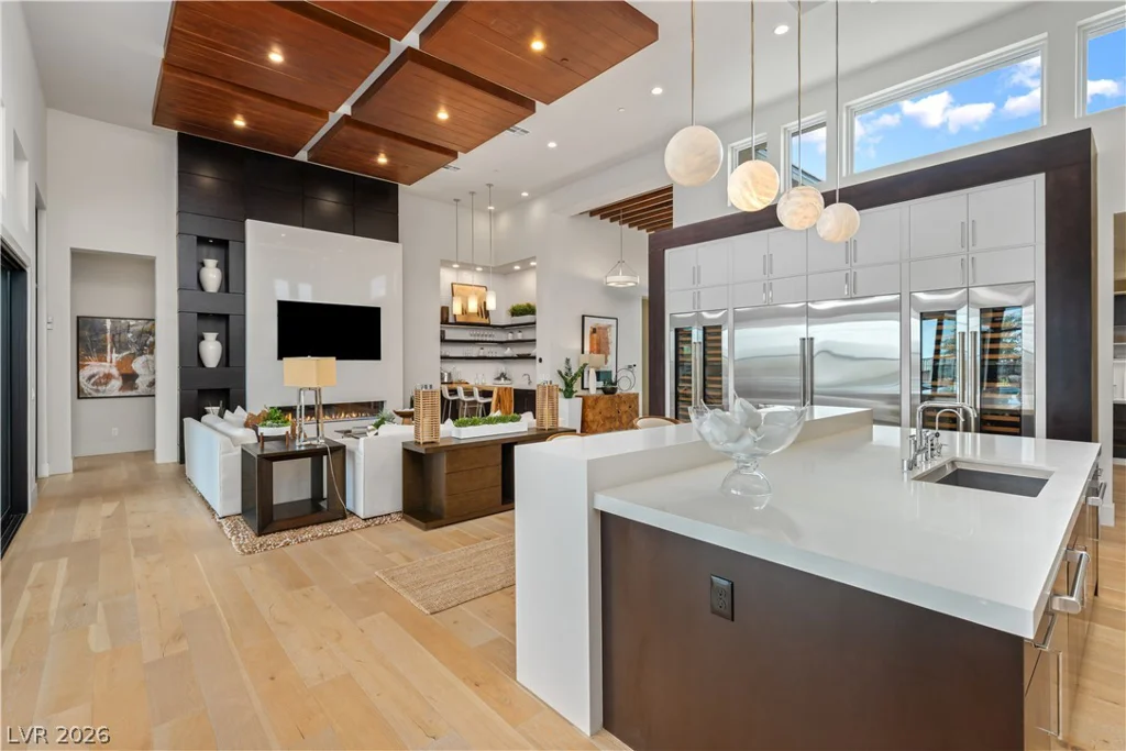10932 White Clay, Las Vegas, NV 89135