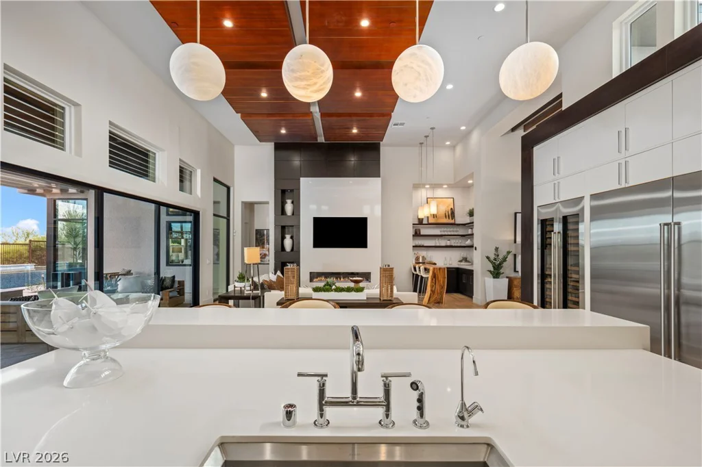 10932 White Clay, Las Vegas, NV 89135