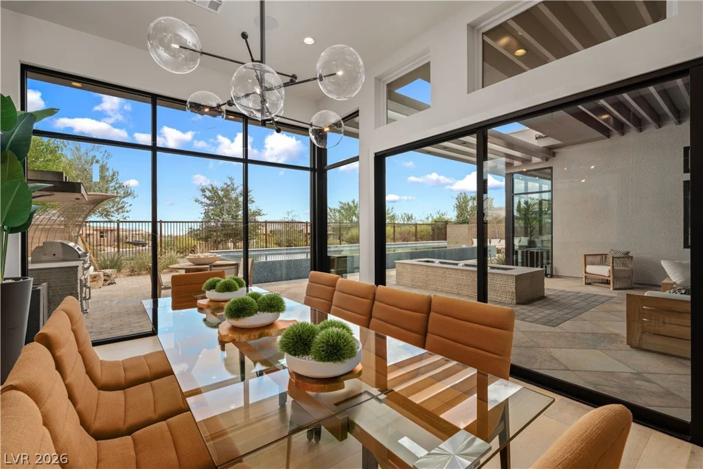 10932 White Clay, Las Vegas, NV 89135