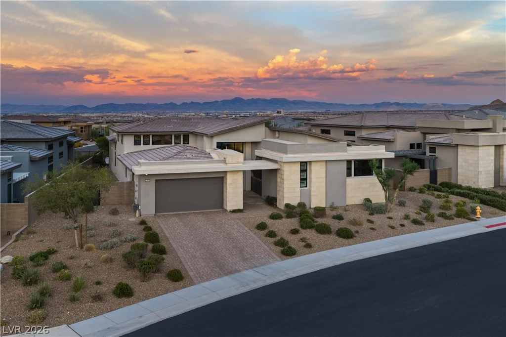 10932 White Clay, Las Vegas, NV 89135