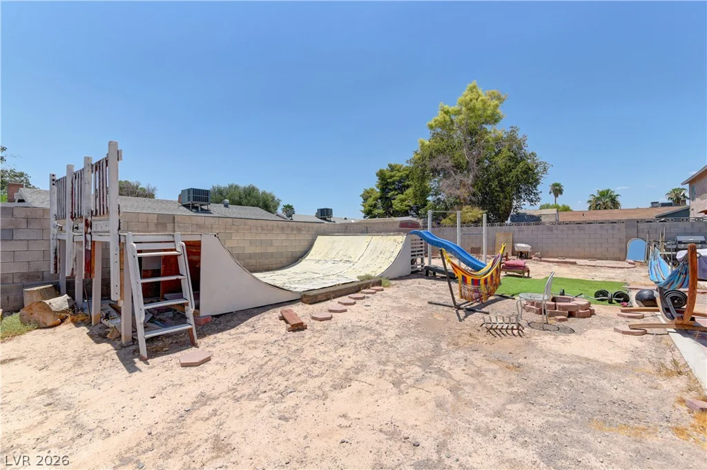 4821 Alameda, Las Vegas, NV 89110