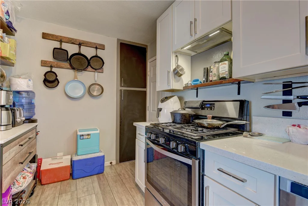 4821 Alameda, Las Vegas, NV 89110