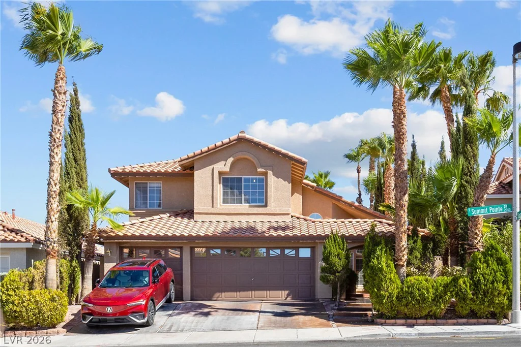 2000 Summit Pointe, Las Vegas, NV 89117