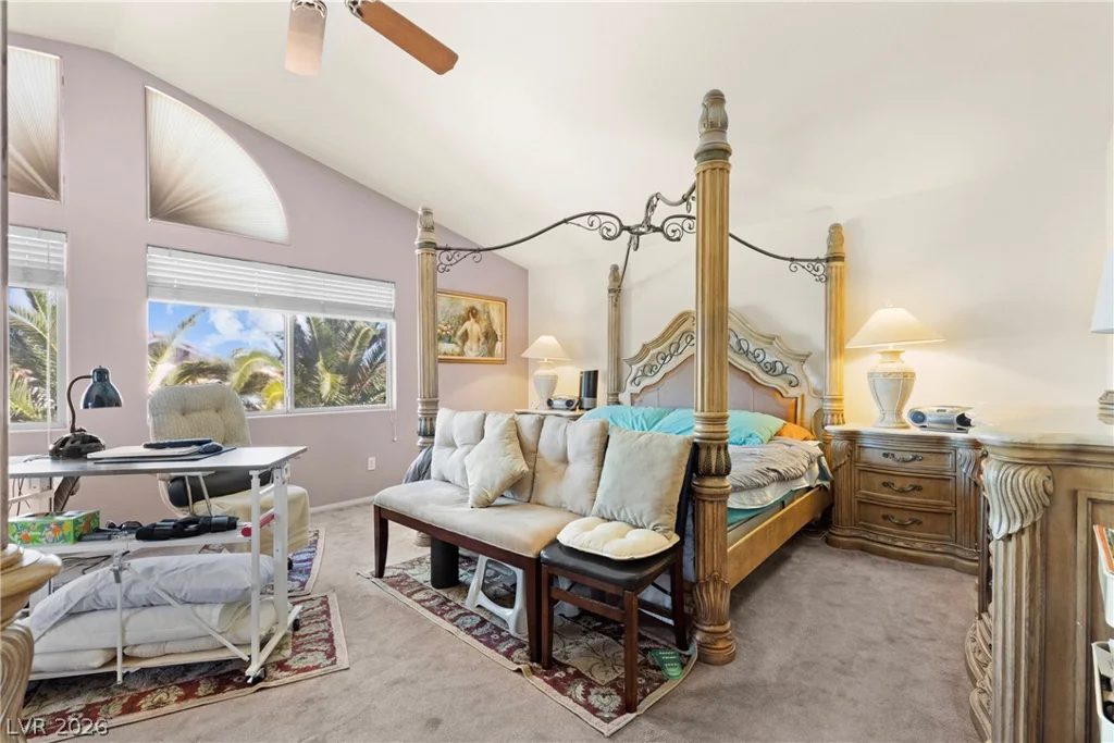 2000 Summit Pointe, Las Vegas, NV 89117