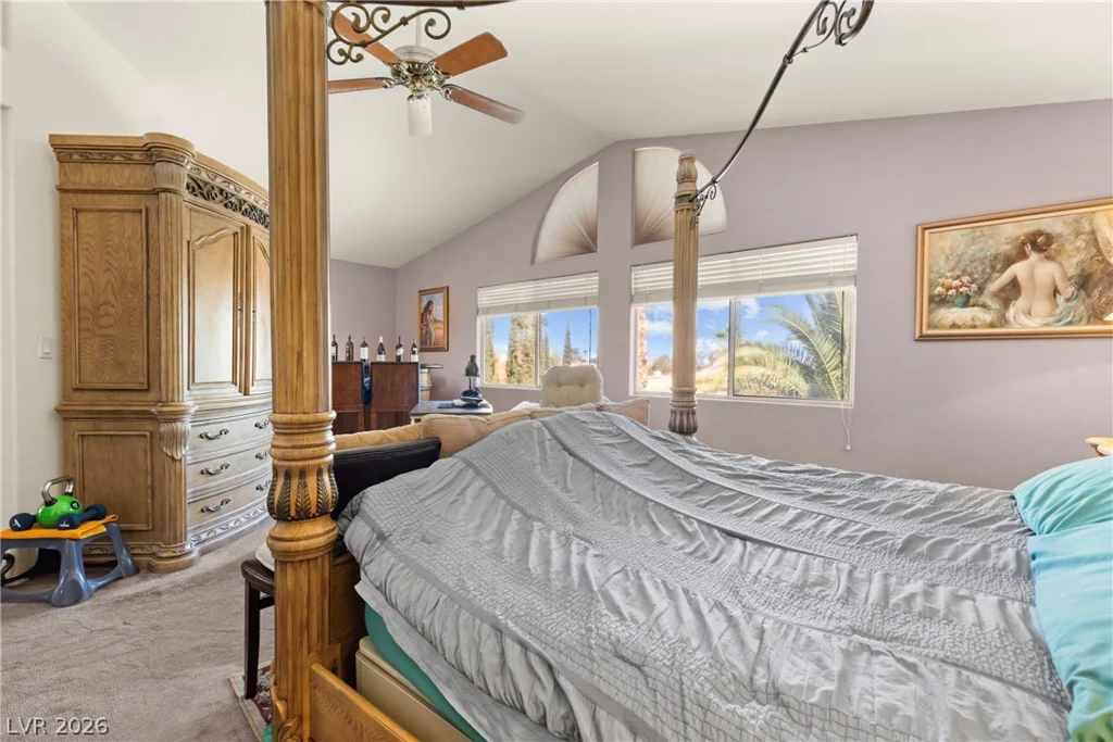 2000 Summit Pointe, Las Vegas, NV 89117