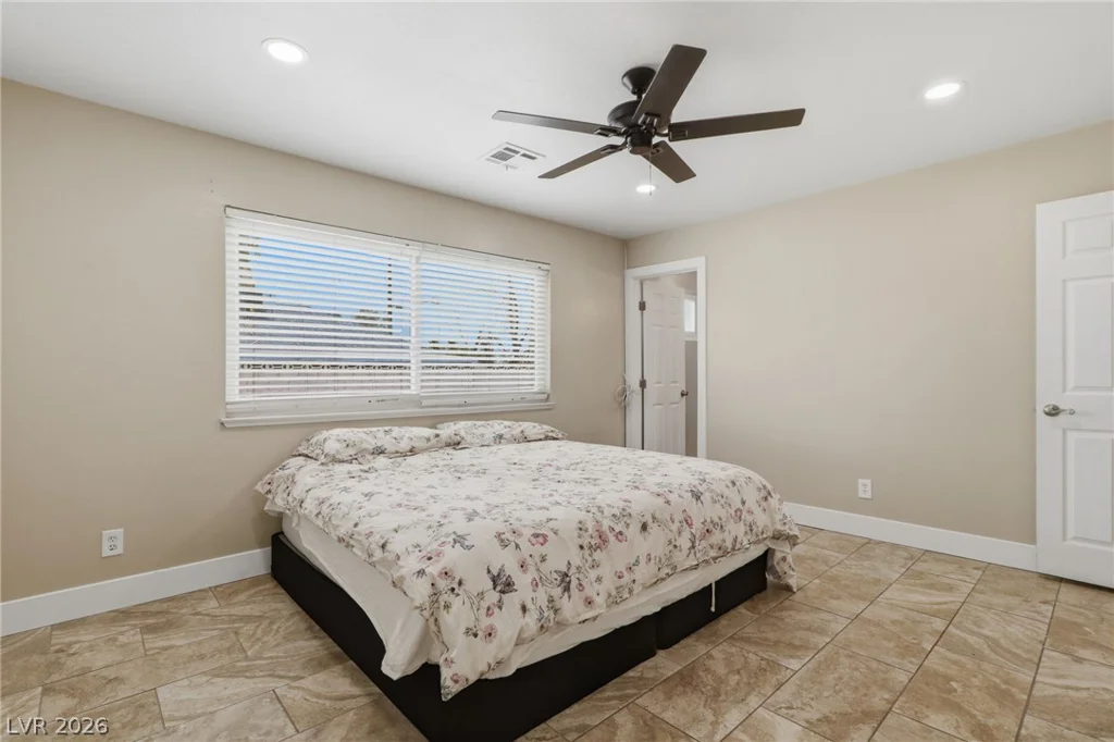 1801 Golden Shadow, Henderson, NV 89002