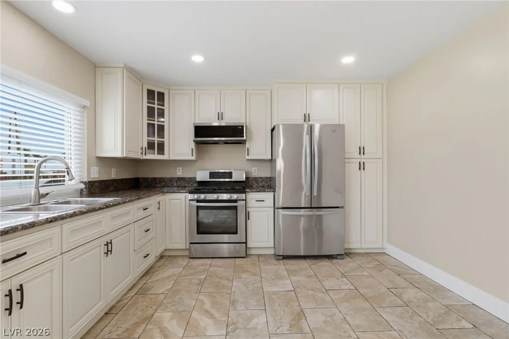 1801 Golden Shadow, Henderson, NV 89002
