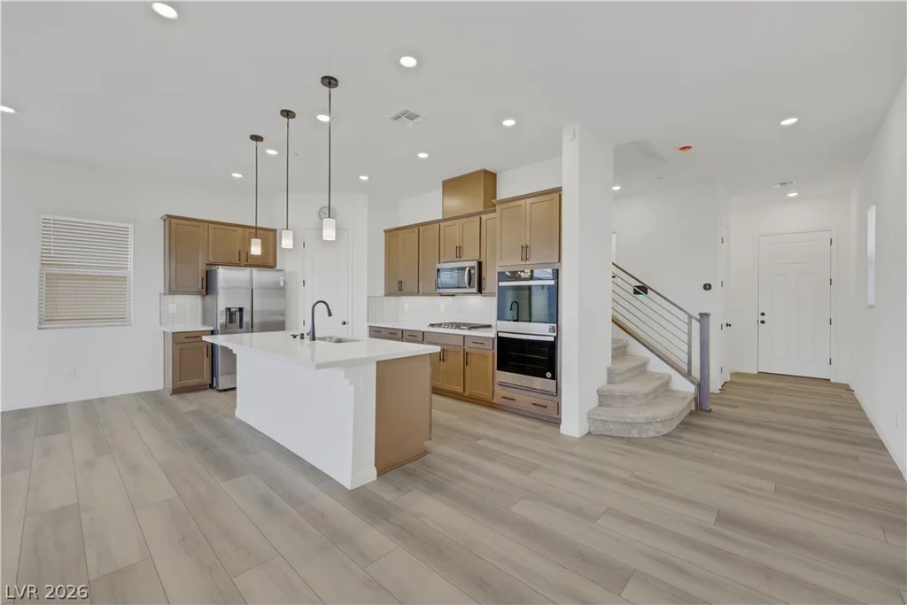 1570 Rock Kestrel, Las Vegas, NV 89138