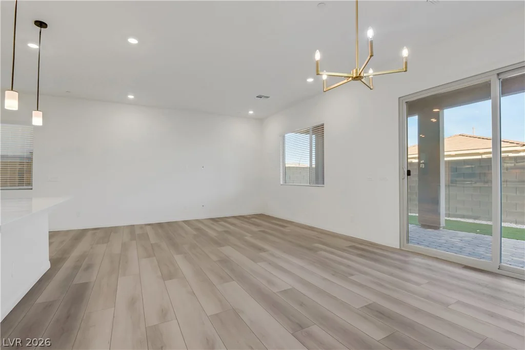 1570 Rock Kestrel, Las Vegas, NV 89138