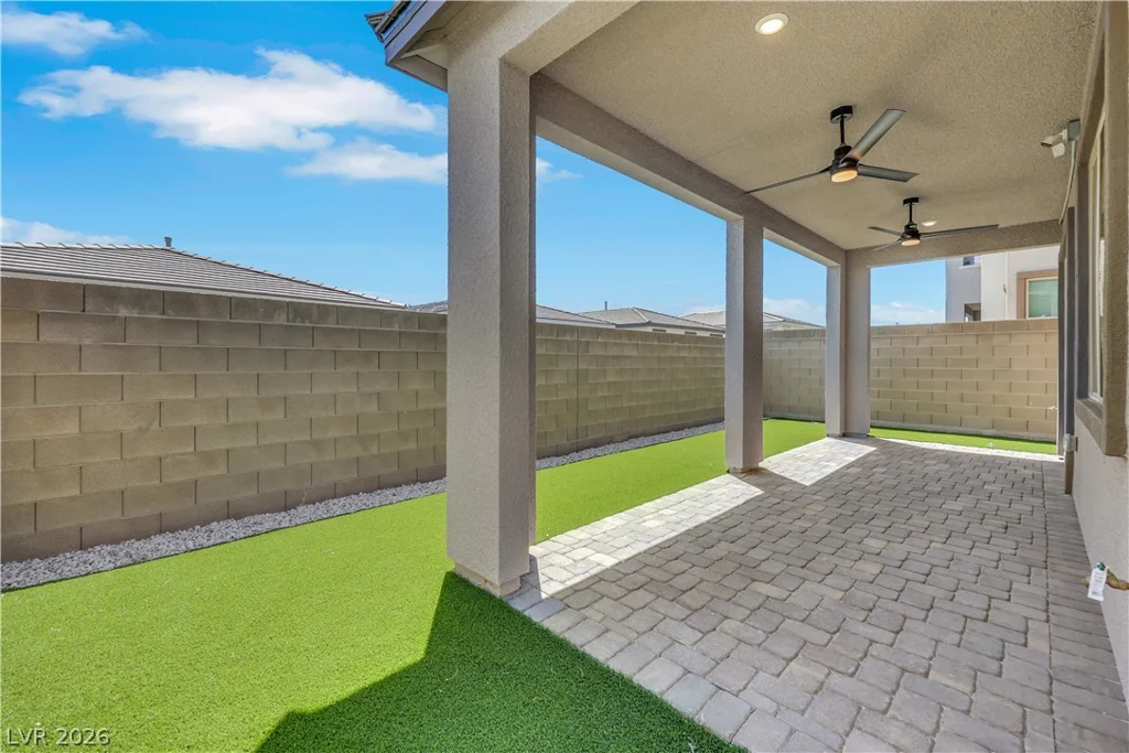 1570 Rock Kestrel, Las Vegas, NV 89138