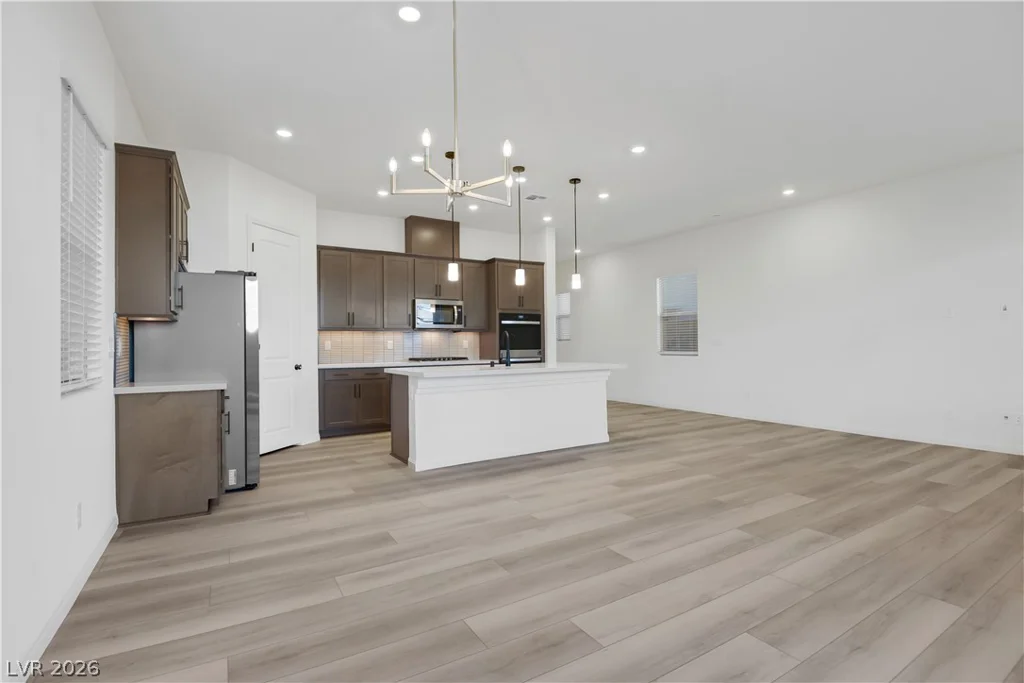 1570 Rock Kestrel, Las Vegas, NV 89138