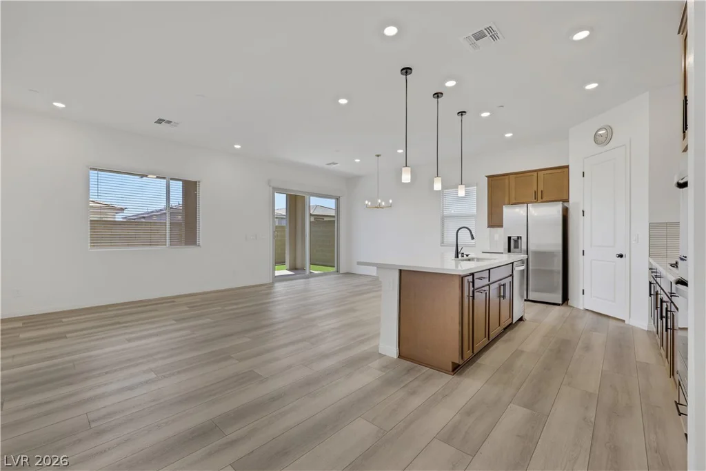 1570 Rock Kestrel, Las Vegas, NV 89138