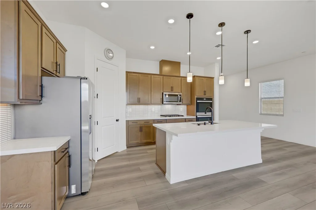 1570 Rock Kestrel, Las Vegas, NV 89138