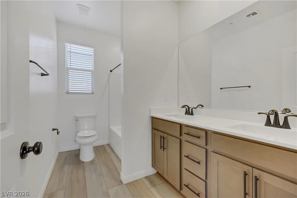 1570 Rock Kestrel, Las Vegas, NV 89138