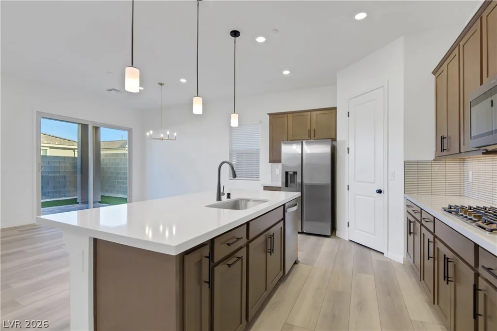 1570 Rock Kestrel, Las Vegas, NV 89138