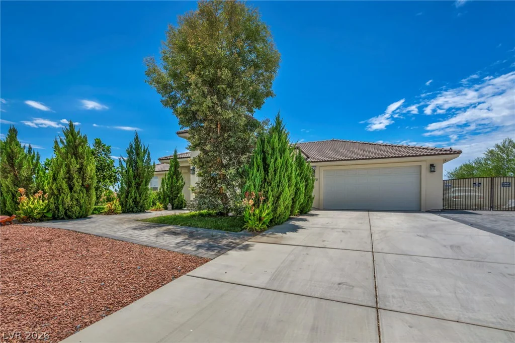 6680 Greenbriar, Pahrump, NV 89061