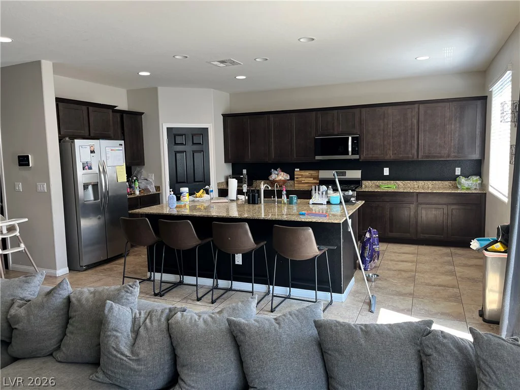 5924 Galway Bay, North Las Vegas, NV 89081