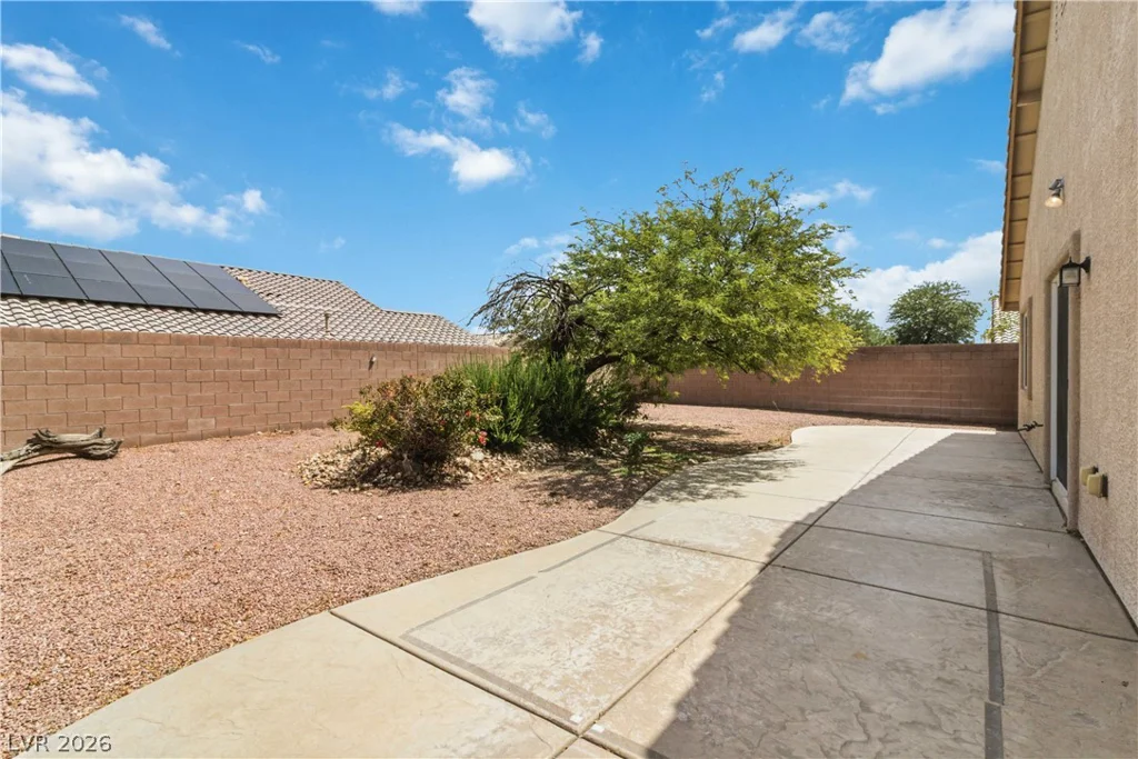 4524 Lower Deck, North Las Vegas, NV 89031