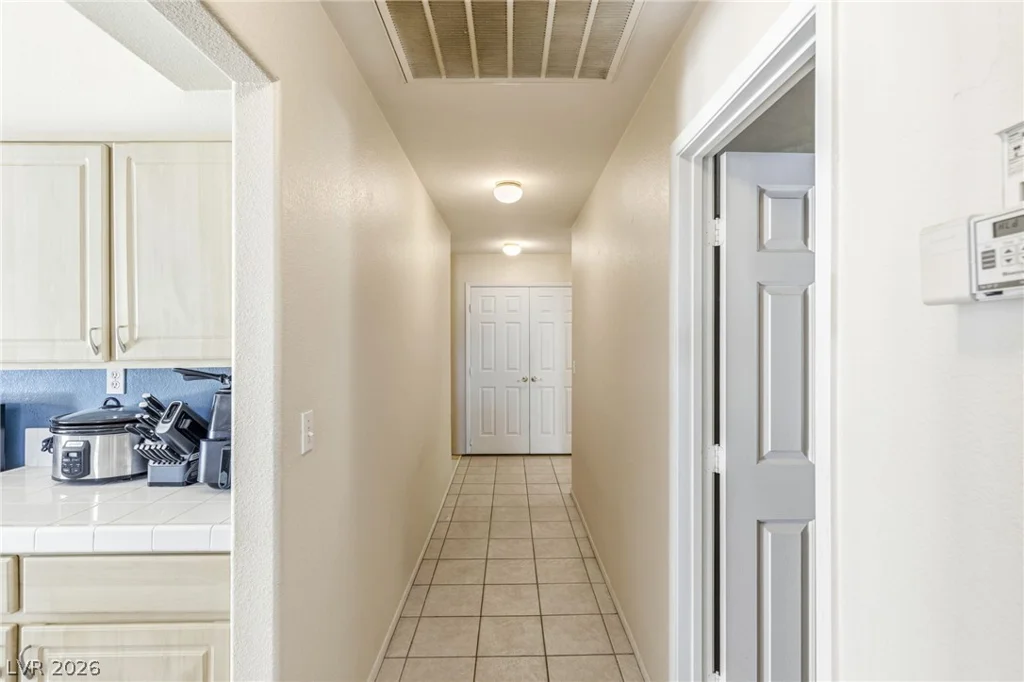 6302 Golden Rain, North Las Vegas, NV 89031