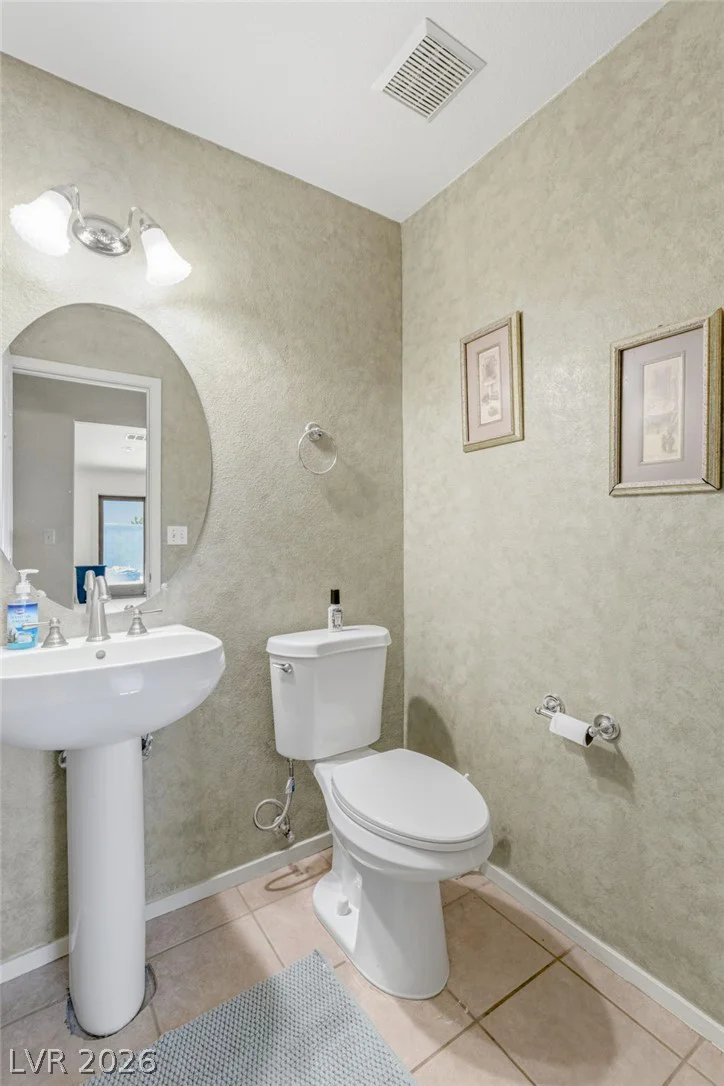 6302 Golden Rain, North Las Vegas, NV 89031