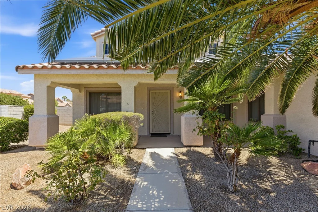 6302 Golden Rain, North Las Vegas, NV 89031